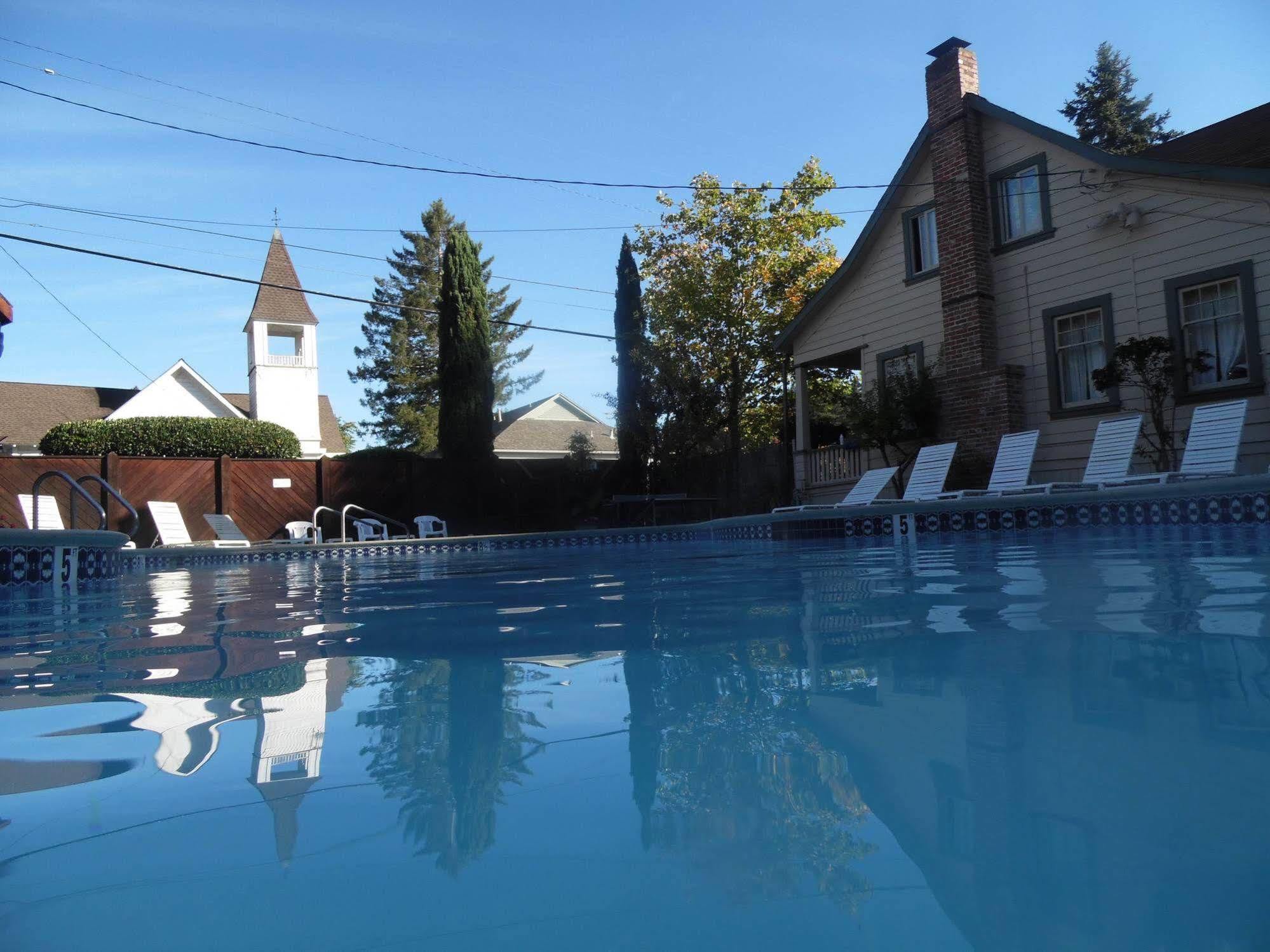 Riverlane Resort Guerneville Extérieur photo